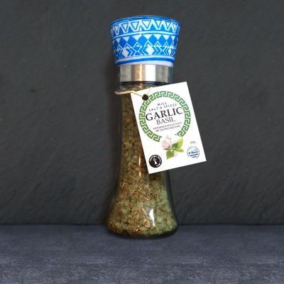 Κεραμικός μύλος με αλάτι, σκόρδο και βασιλικό